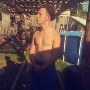 Meet your Posher, Taryn